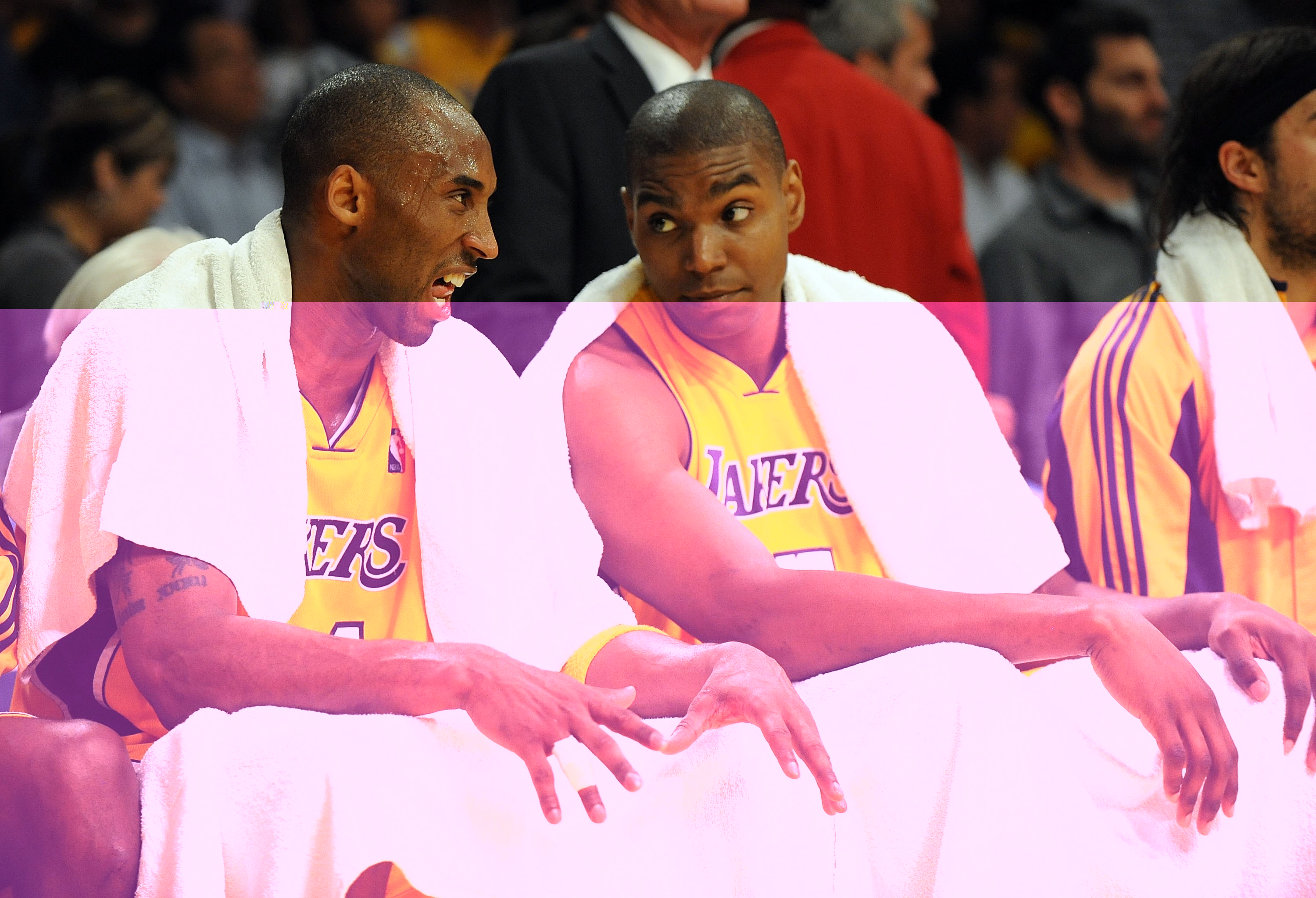 Former Lakers teammates Kobe Bryant and Andrew Bynum talk on the bench during the 2009 NBA Playoffs