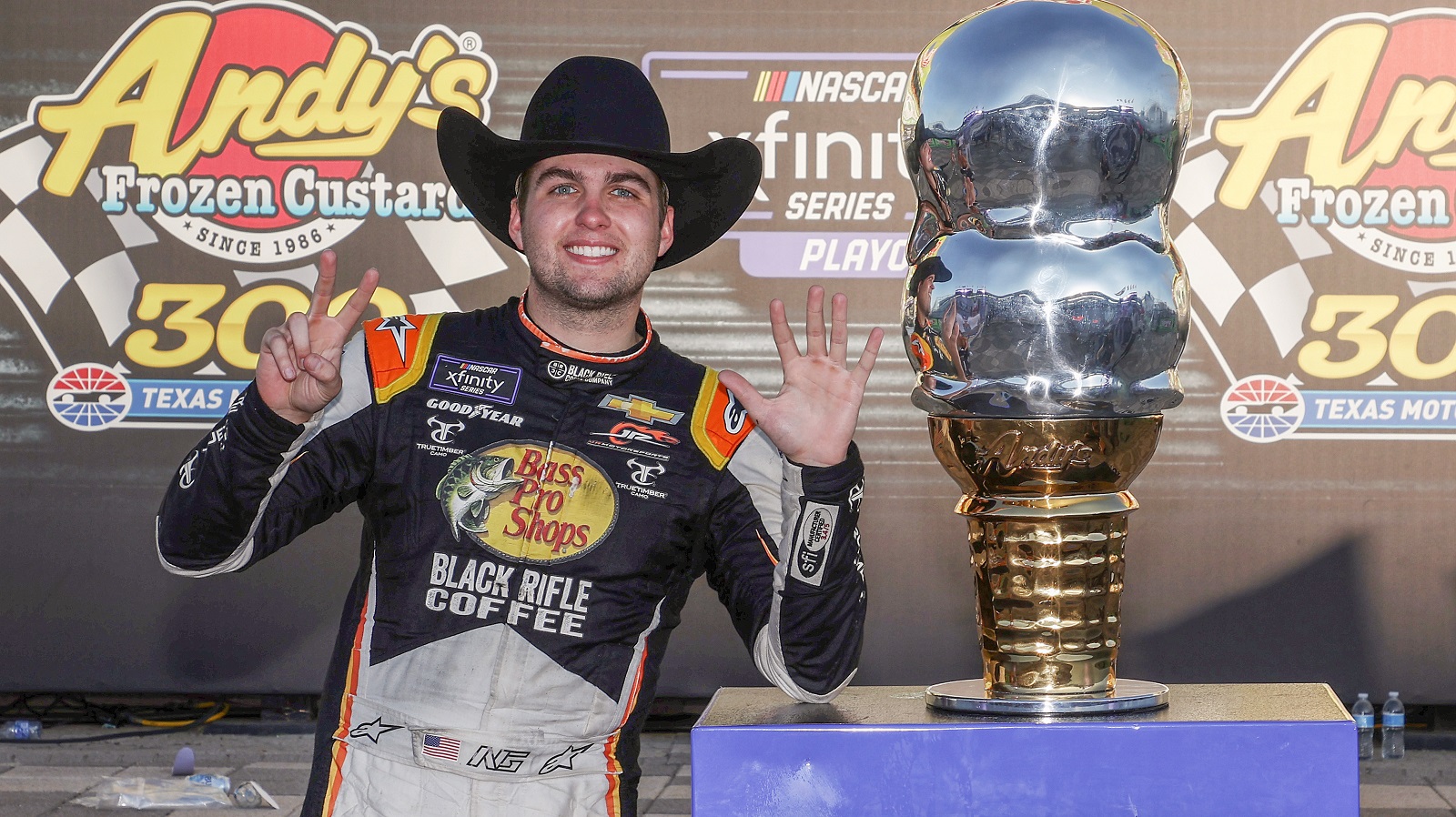 Noah Gragson celebrates winning the NASCAR Xfinity Series Andy's Frozen Custard 300 at Texas Motor Speedway on Sept. 24, 2022. | James Gilbert/Getty Images